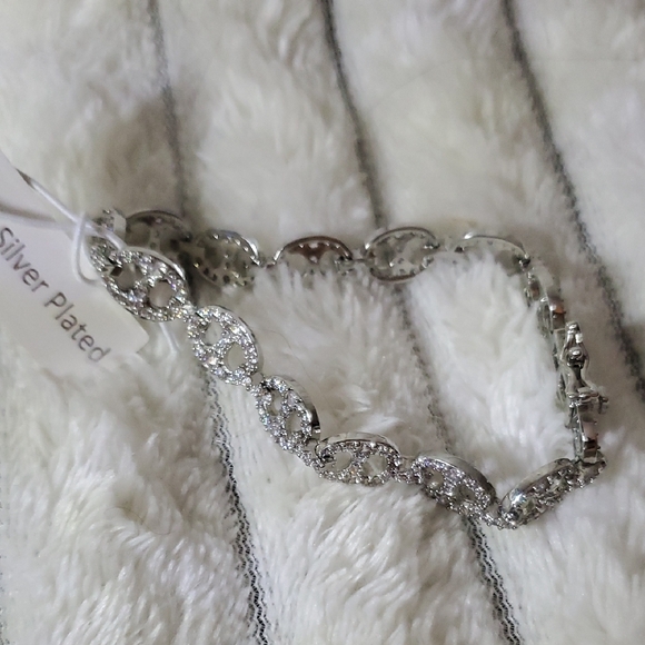 Jewelry - Silver Plated Bracelet